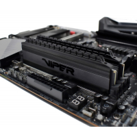 Модуль пам'яті для комп'ютера DDR4 16GB (2x8GB) 4400 MHz Viper 4 Blackout Patriot (PVB416G440C8K) Diawest