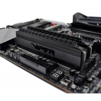 Модуль пам'яті для комп'ютера DDR4 16GB (2x8GB) 4266 MHz Viper 4 Blackout Patriot (PVB416G426C8K) Diawest