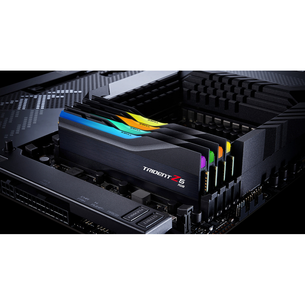 Модуль памяти для компьютера DDR5 32GB (2x16GB) 6000 MHz Trident Z5 RGB Black G.Skill (F5-6000J4040F16GX2-TZ5RK) Diawest