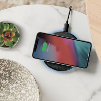 Зарядное устройство MAKE wireless 15W Black (MQI-P102BK) Diawest