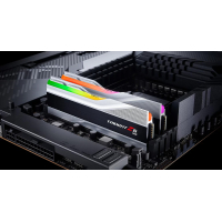 Модуль памяти для компьютера DDR5 64GB (2x32GB) 6000 Trident Z5 RGB Silver G.Skill (F5-6000J3238G32GX2-TZ5RS) Diawest