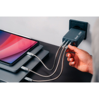 Зарядний пристрій Verbatim GaN 240 W 4 ports (USB-C-140 W,USB-C-100 W,USB-C-65 W /USB-A -3.0) (32205) Diawest